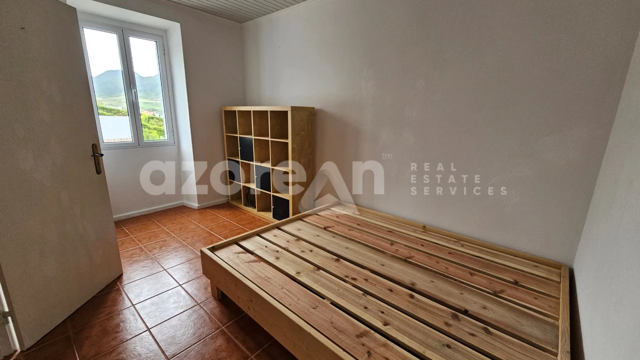 Moradia T2 para Venda em Povoação Foto 8