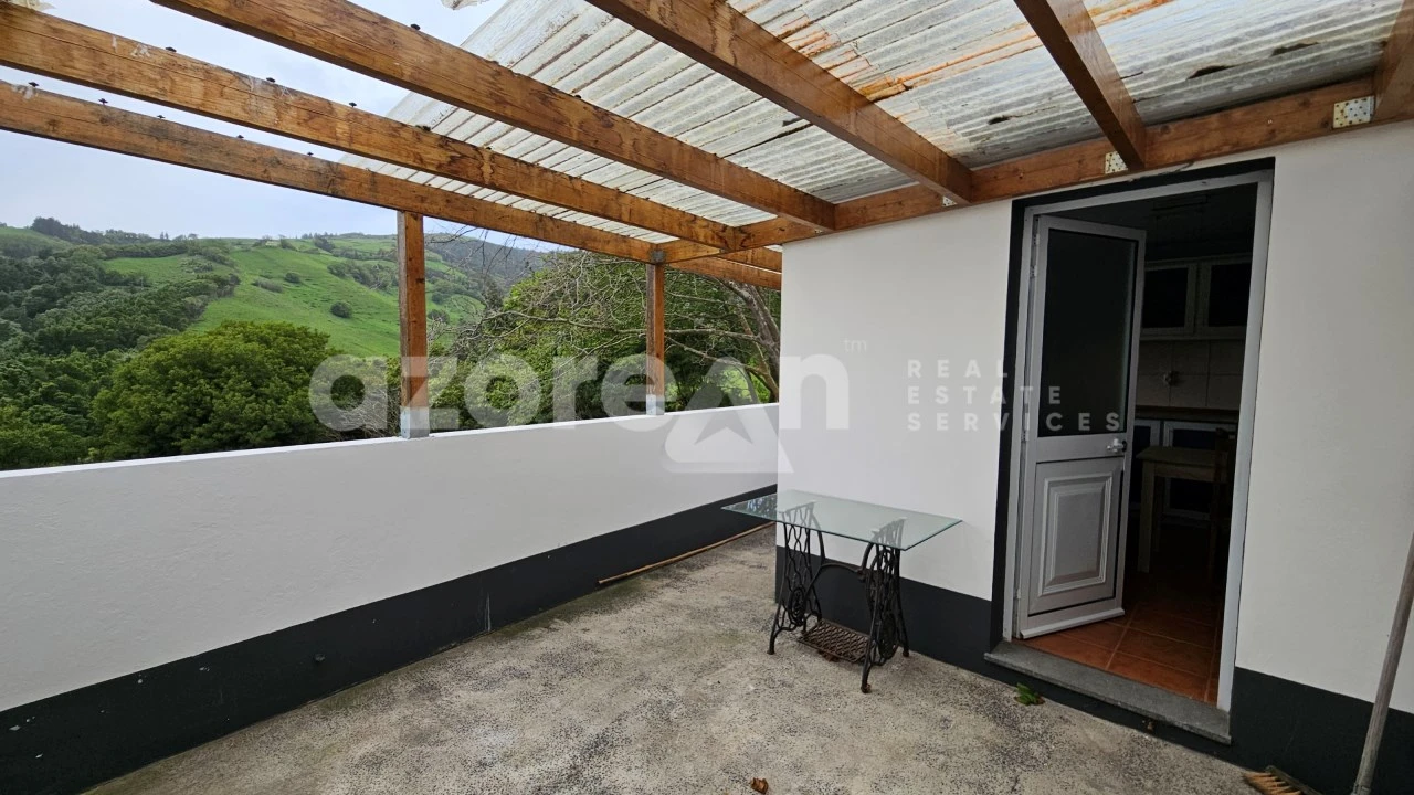 Moradia T2 para Venda em Povoação Foto 14