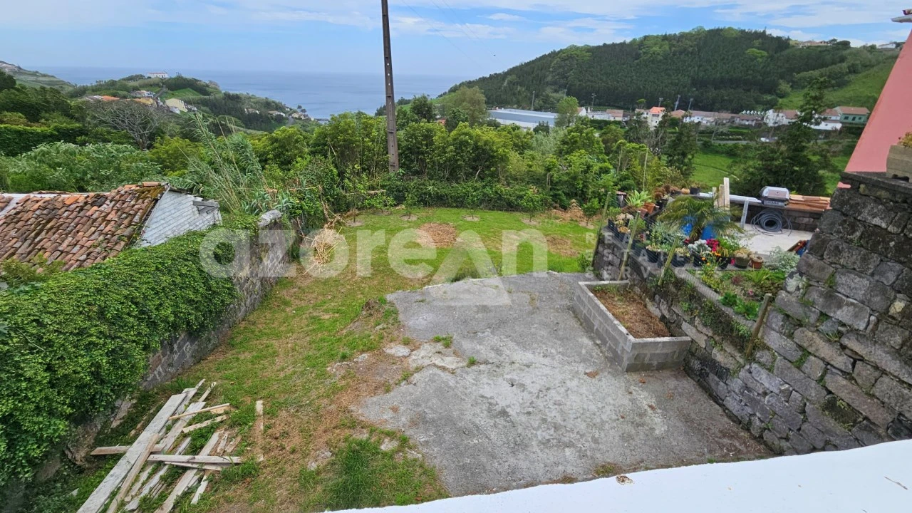 Moradia T2 para Venda em Povoação Foto 19