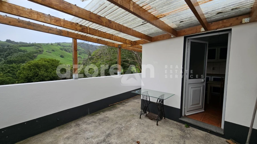 Moradia T2 para Venda em Povoação Foto 14