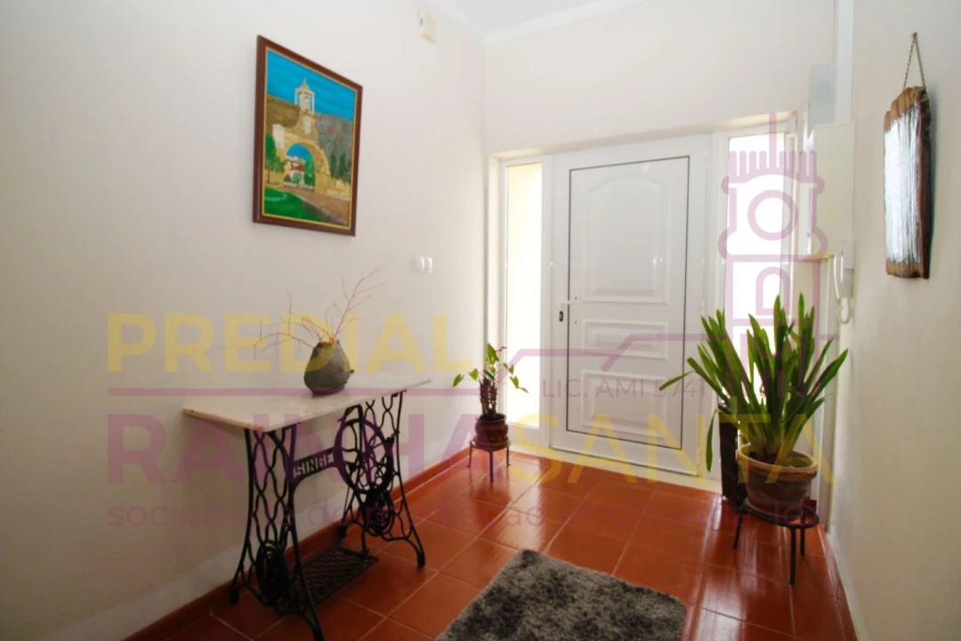Moradia T3 para Venda em Samuel Foto 16