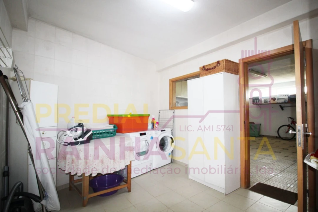 Moradia T3 para Venda em Samuel Foto 38