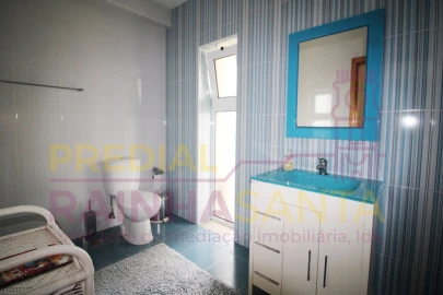 Moradia T3 para Venda em Samuel