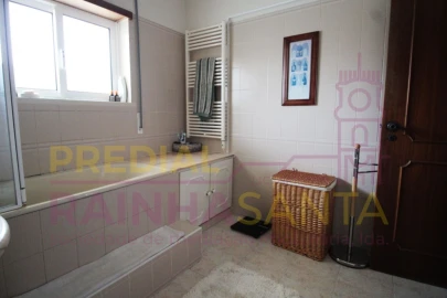 Moradia T3 para Venda em Samuel