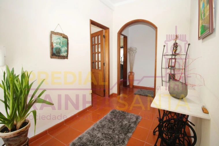 Moradia T3 para Venda em Samuel Foto 11