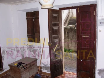 Moradia T2 para Venda em São Martinho de Árvore e Lamarosa