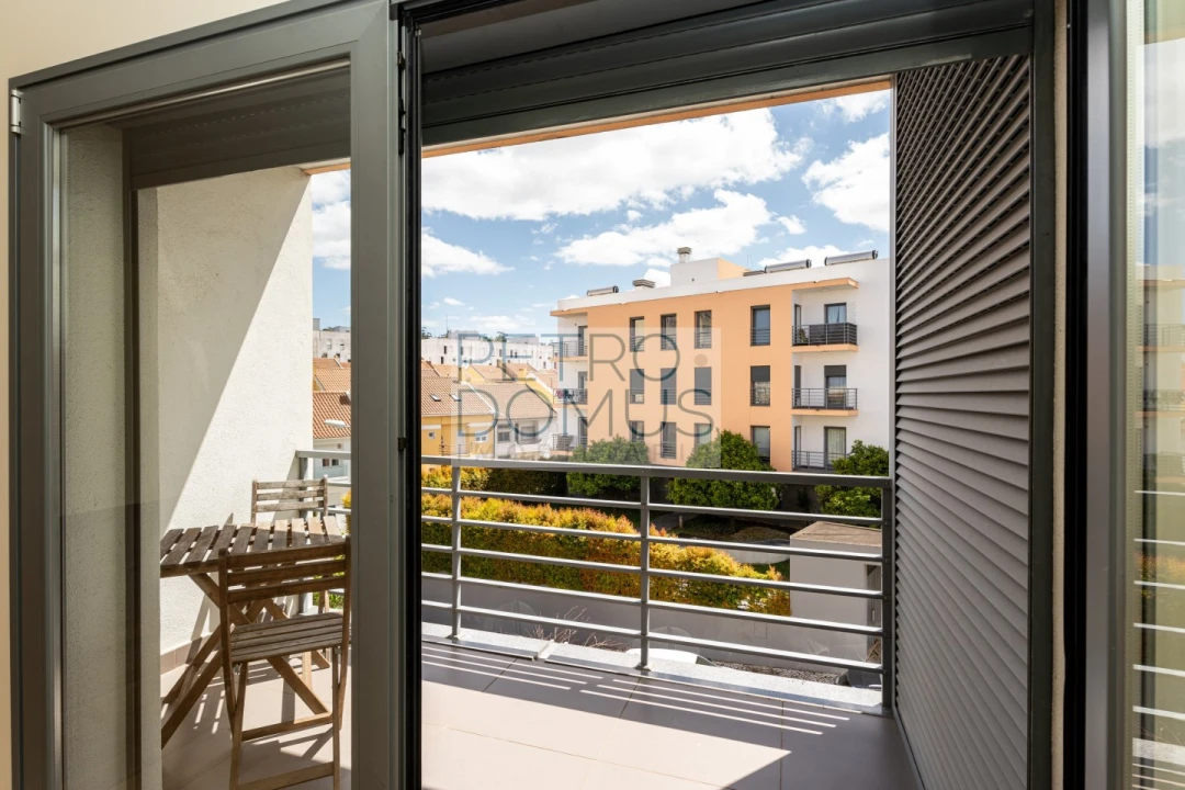 Apartamento T2 para Venda em Benfica Foto 6