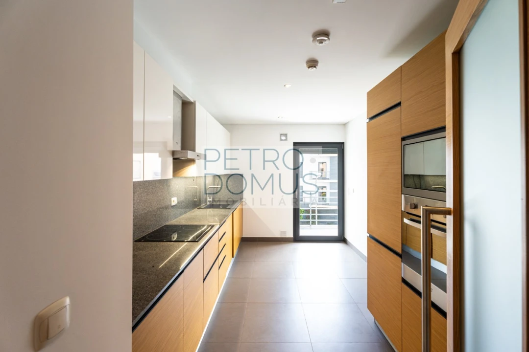 Apartamento T2 para Venda em Benfica Foto 8