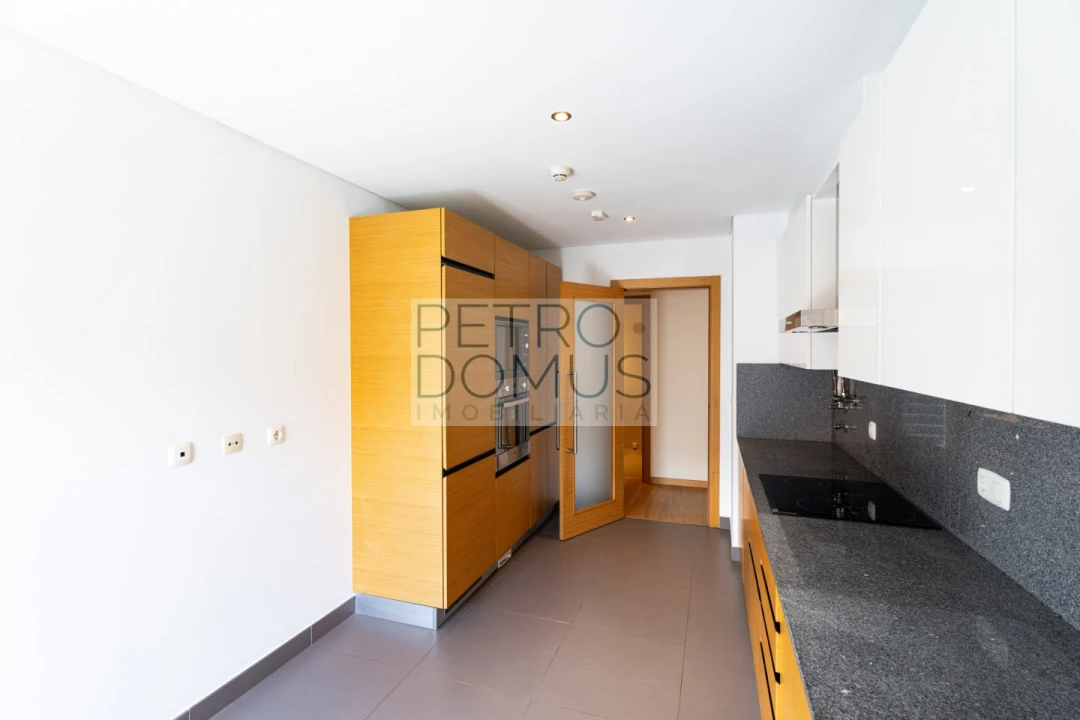Apartamento T2 para Venda em Benfica Foto 9