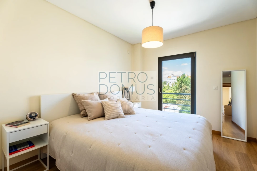 Apartamento T2 para Venda em Benfica Foto 14