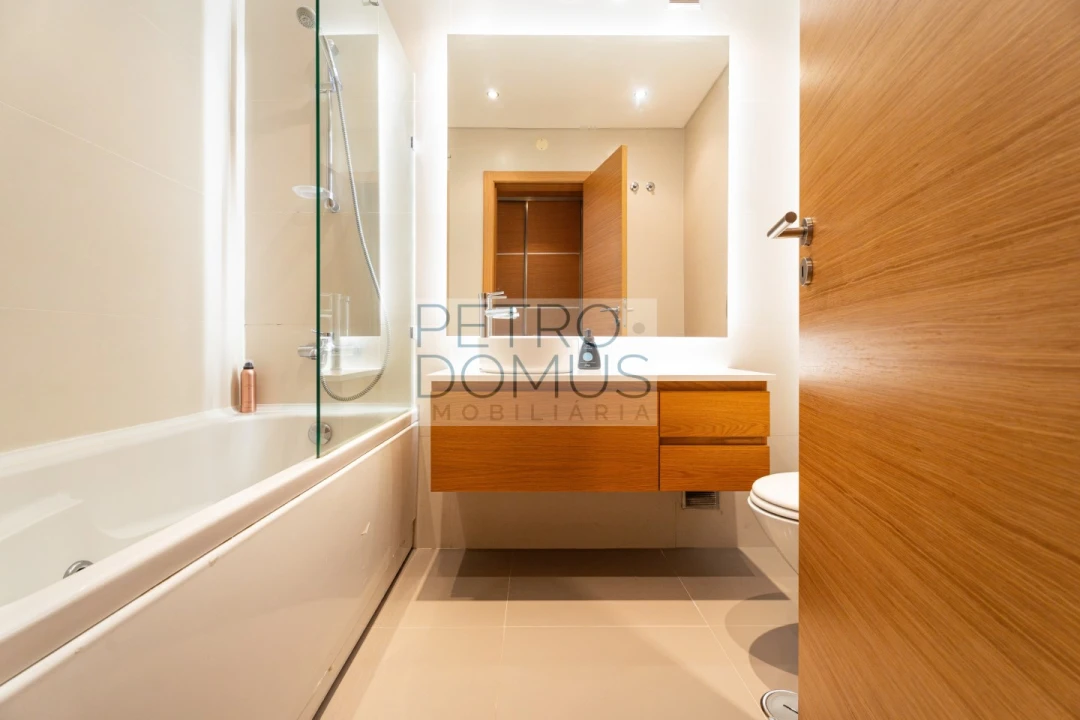 Apartamento T2 para Venda em Benfica Foto 18