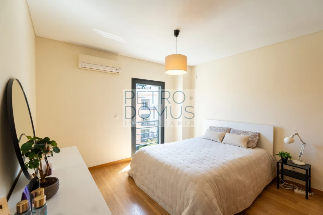 Apartamento T2 para Venda em Benfica Foto 22