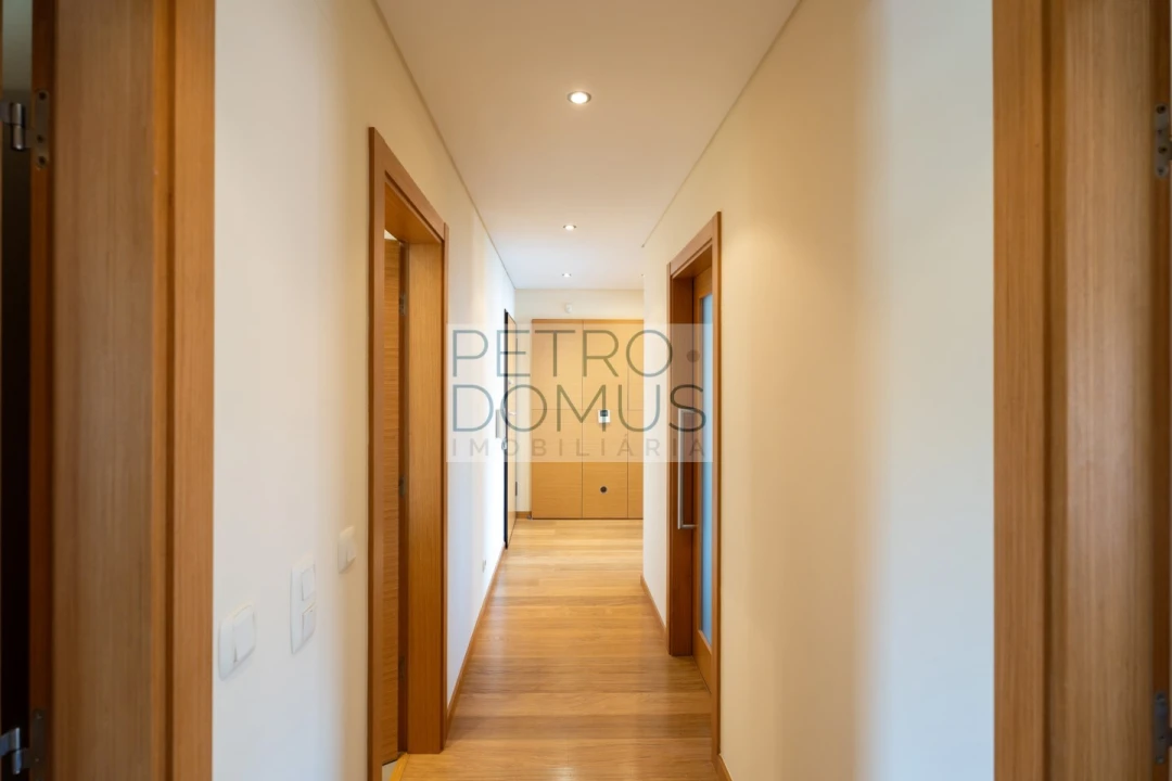 Apartamento T2 para Venda em Benfica Foto 28