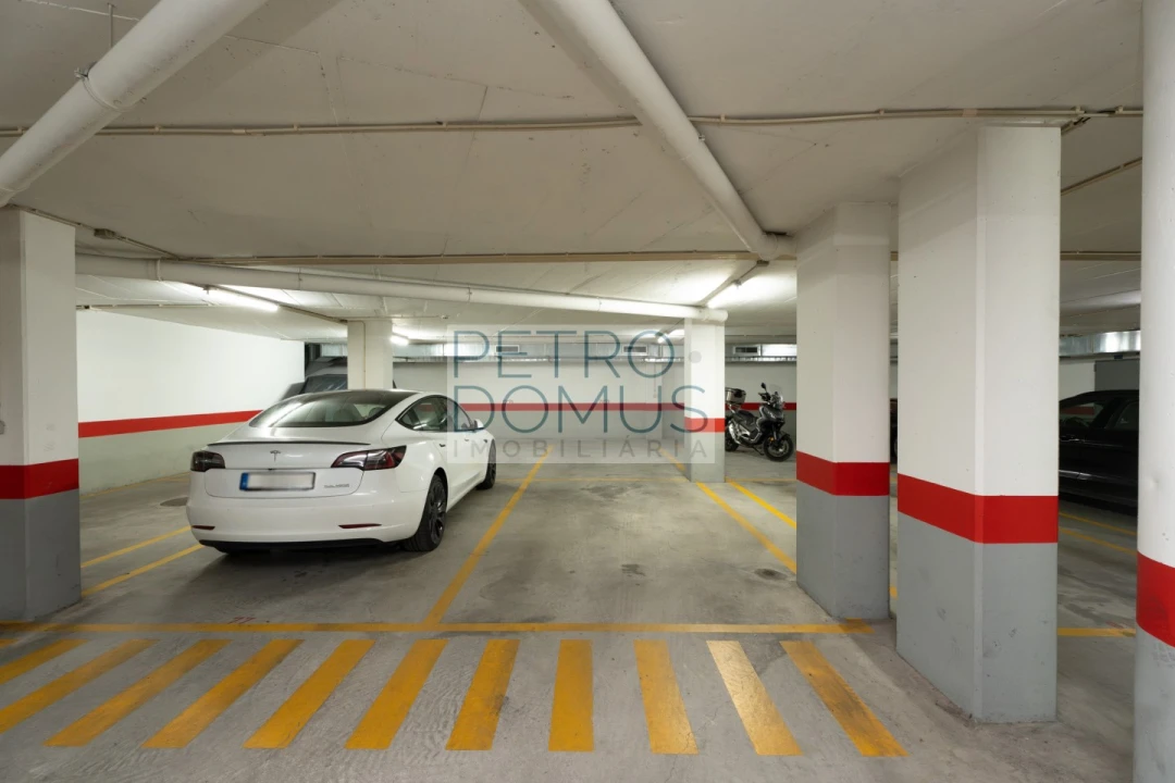 Apartamento T2 para Venda em Benfica Foto 33