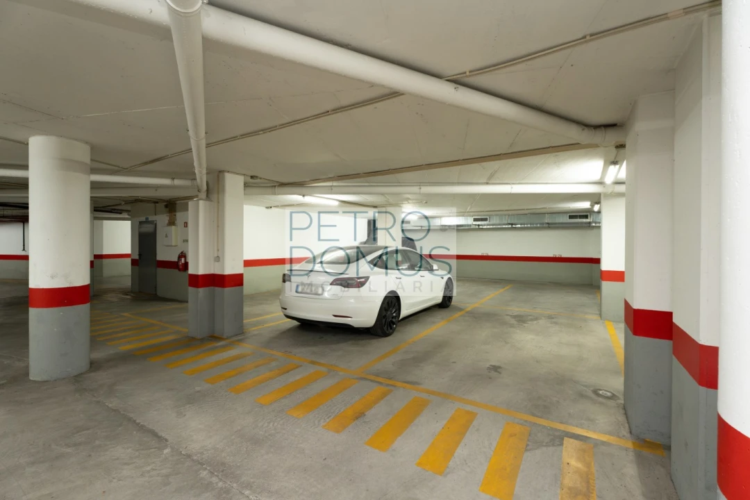 Apartamento T2 para Venda em Benfica Foto 34