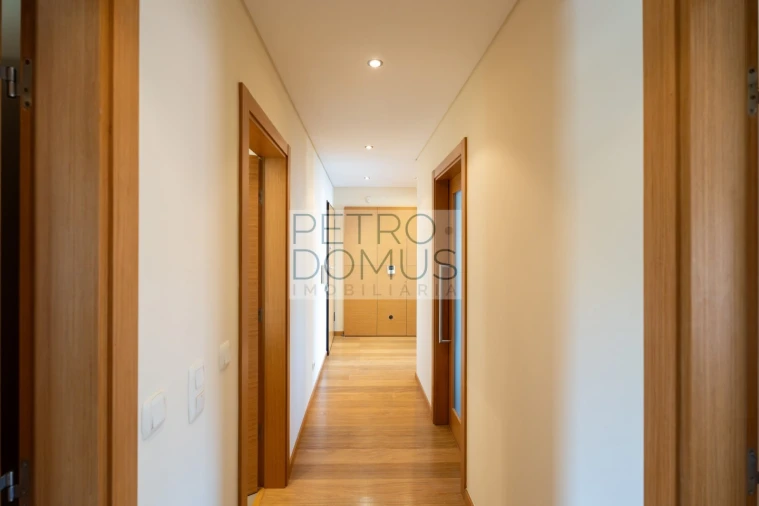 Apartamento T2 para Venda em Benfica Foto 28