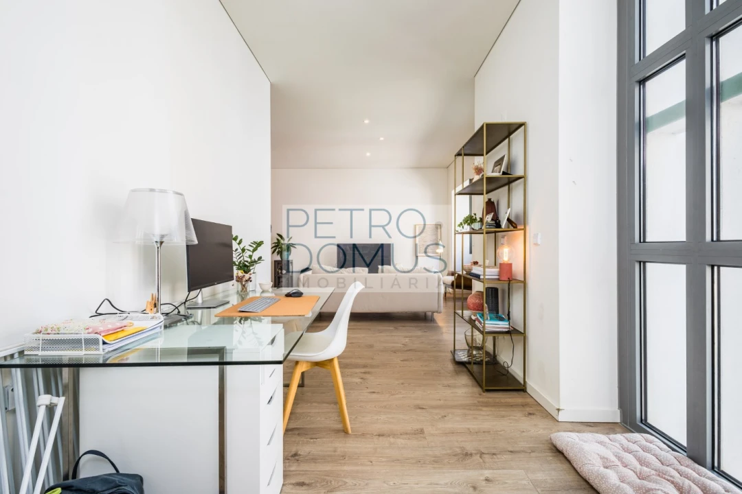 Apartamento T2 para Venda em Leiria, Pousos, Barreira e Cortes Foto 9