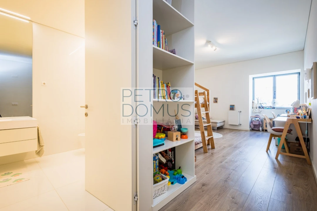 Apartamento T2 para Venda em Leiria, Pousos, Barreira e Cortes Foto 24