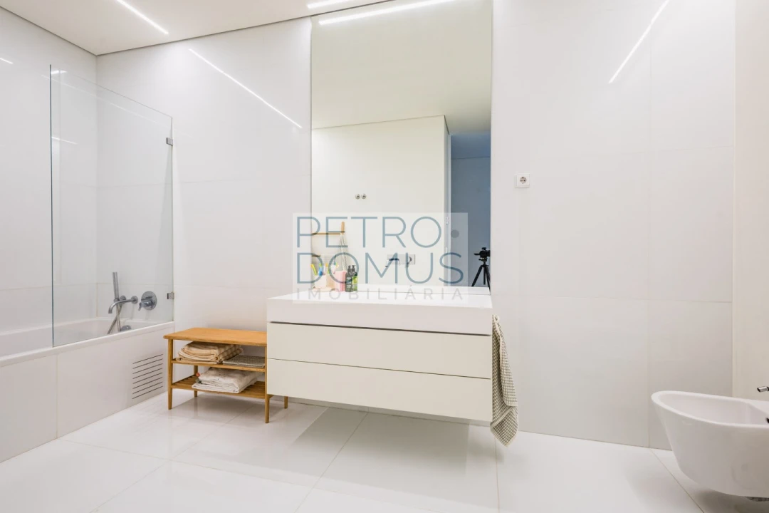 Apartamento T2 para Venda em Leiria, Pousos, Barreira e Cortes Foto 25