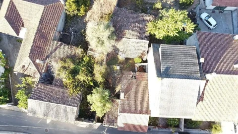Moradia T2 para Venda em Arneiro das Milhariças
