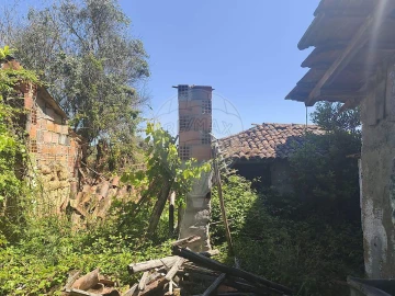 Moradia T2 para Venda em Arneiro das Milhariças