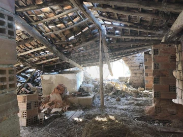 Moradia T2 para Venda em Arneiro das Milhariças