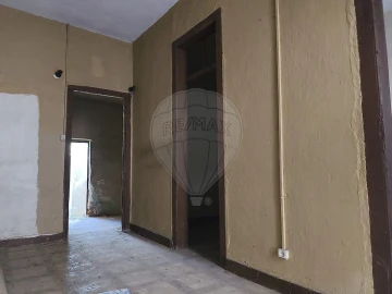 Moradia T2 para Venda em Arneiro das Milhariças