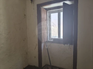 Moradia T2 para Venda em Arneiro das Milhariças