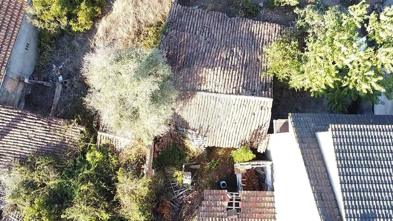 Moradia T2 para Venda em Arneiro das Milhariças Foto 22
