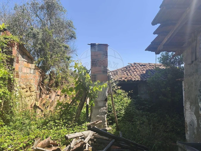 Moradia T2 para Venda em Arneiro das Milhariças Foto 5