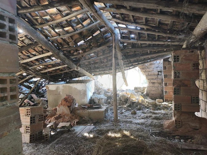 Moradia T2 para Venda em Arneiro das Milhariças Foto 26