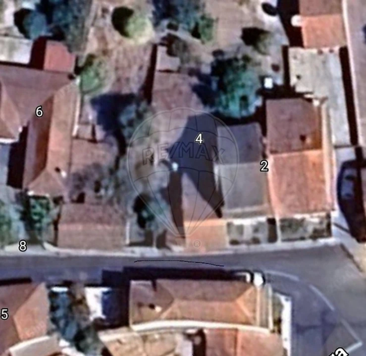 Moradia T2 para Venda em Arneiro das Milhariças Foto 10