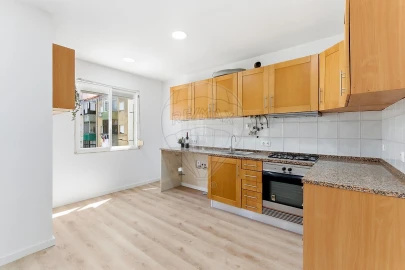 Apartamento T2 para Venda em Alto do Seixalinho, Santo André e Verderena