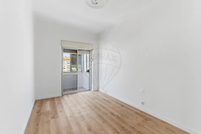 Apartamento T2 para Venda em Alto do Seixalinho, Santo André e Verderena