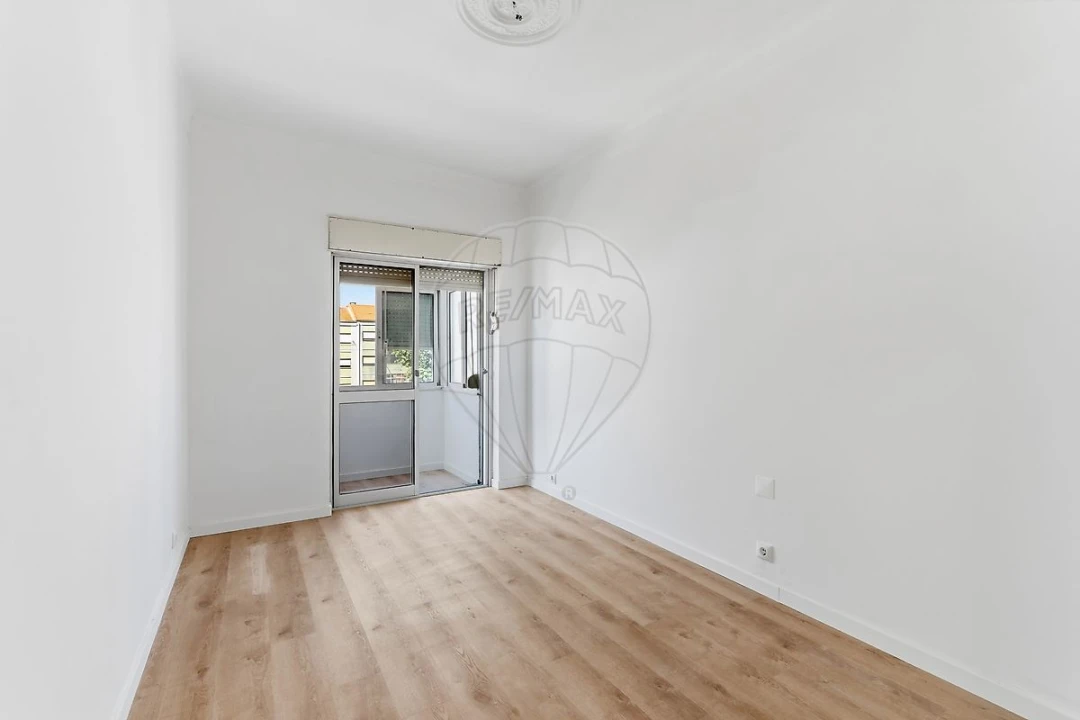 Apartamento T2 para Venda em Alto do Seixalinho, Santo André e Verderena Foto 9