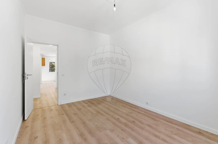 Apartamento T2 para Venda em Alto do Seixalinho, Santo André e Verderena Foto 8