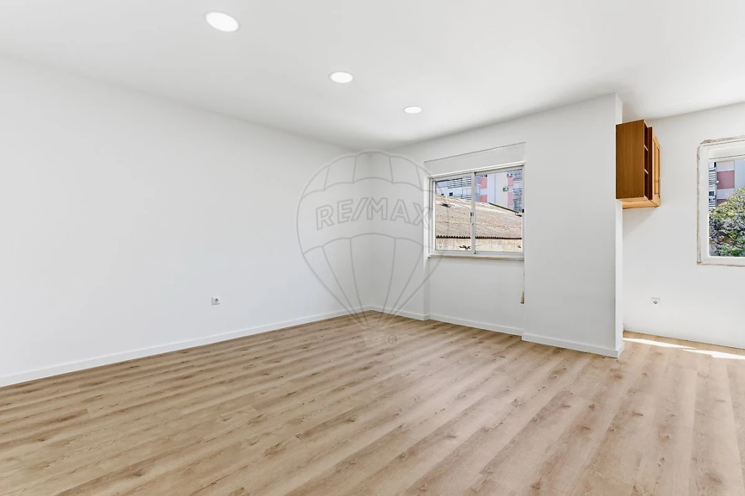 Apartamento T2 para Venda em Alto do Seixalinho, Santo André e Verderena Foto 1