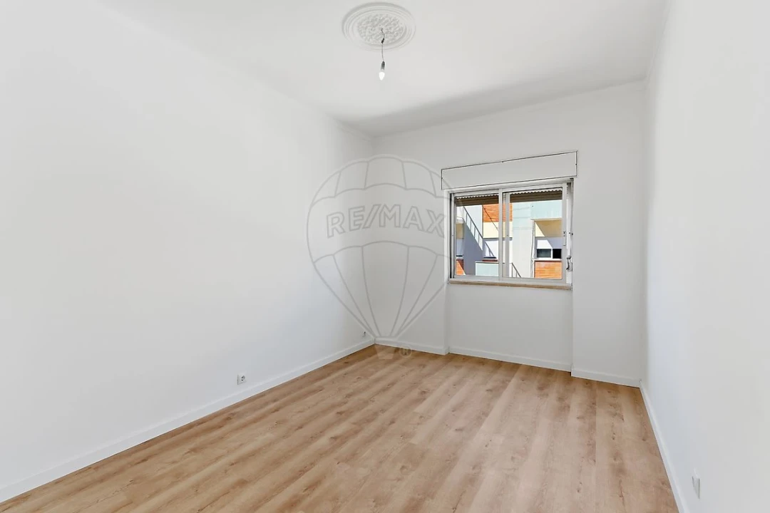 Apartamento T2 para Venda em Alto do Seixalinho, Santo André e Verderena Foto 7