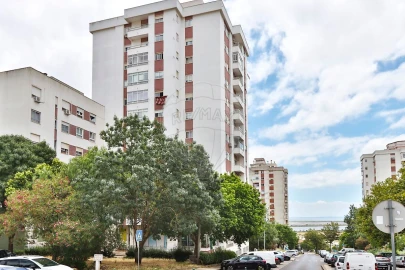 Apartamento T3 para Venda em Póvoa de Santa Iria e Forte da Casa
