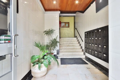 Apartamento T3 para Venda em Póvoa de Santa Iria e Forte da Casa