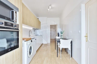 Apartamento T3 para Venda em Póvoa de Santa Iria e Forte da Casa