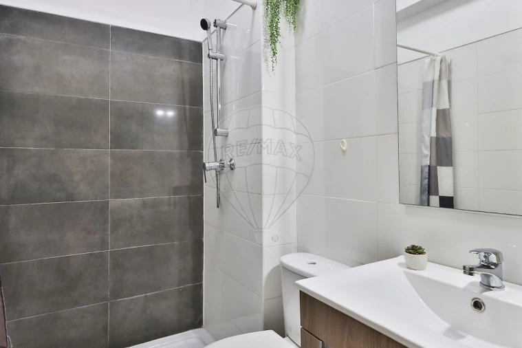 Apartamento T3 para Venda em Póvoa de Santa Iria e Forte da Casa Foto 22