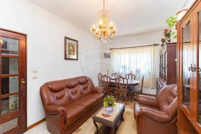Apartamento T2 para Venda em Mafamude e Vilar do Paraíso