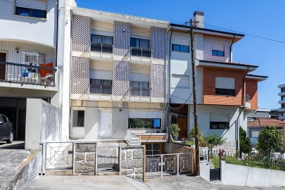 Apartamento T2 para Venda em Mafamude e Vilar do Paraíso
