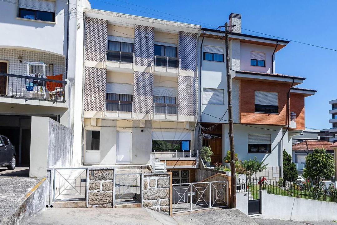 Apartamento T2 para Venda em Mafamude e Vilar do Paraíso Foto 4