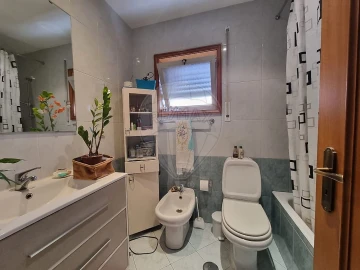 Apartamento T1 para Arrendamento em Gulpilhares e Valadares