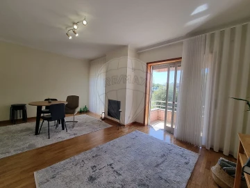 Apartamento T1 para Arrendamento em Gulpilhares e Valadares