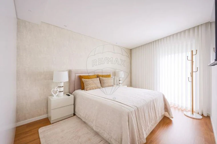Apartamento T1 para Venda em Glória e Vera Cruz Foto 11