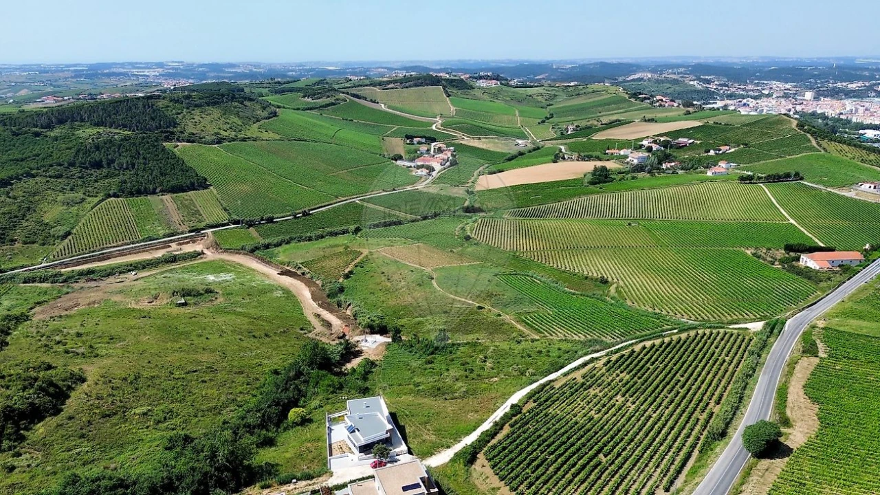 Terreno para Venda em Santa Maria, São Pedro e Matacães Foto 1
