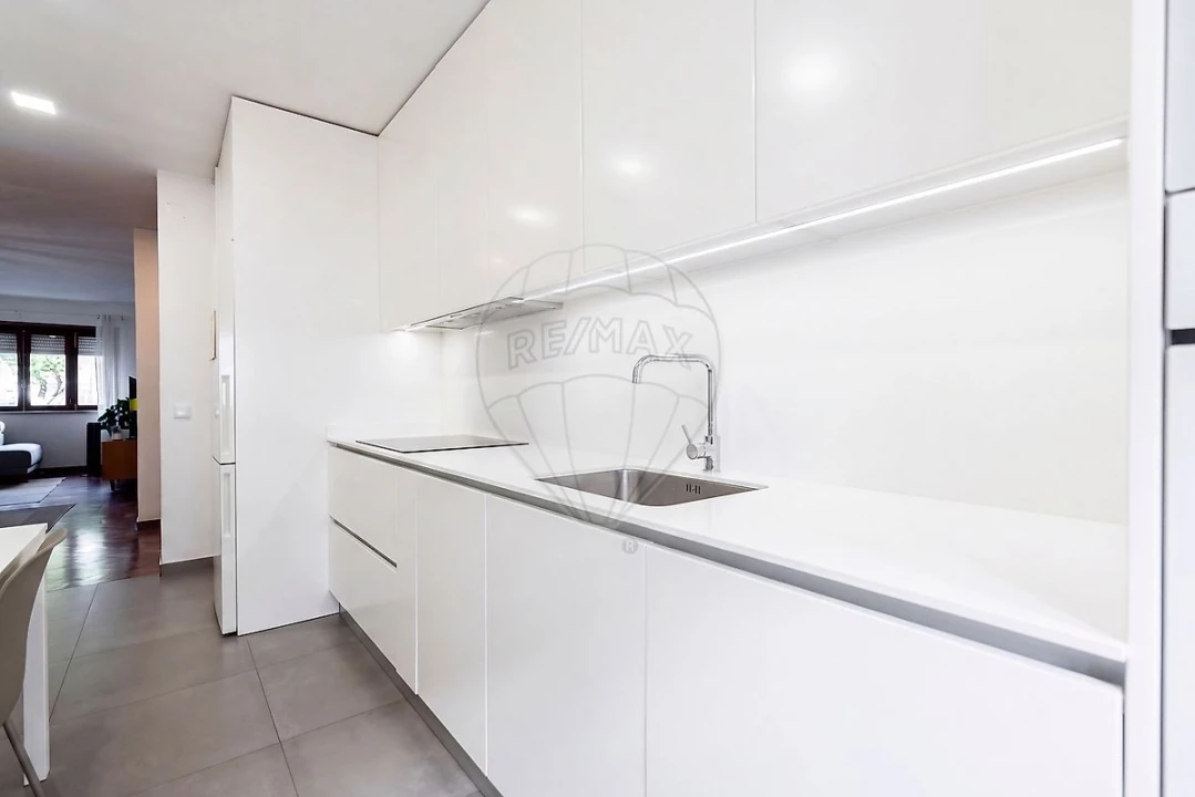 Apartamento T3 para Venda em Santa Maria, São Pedro e Matacães Foto 6